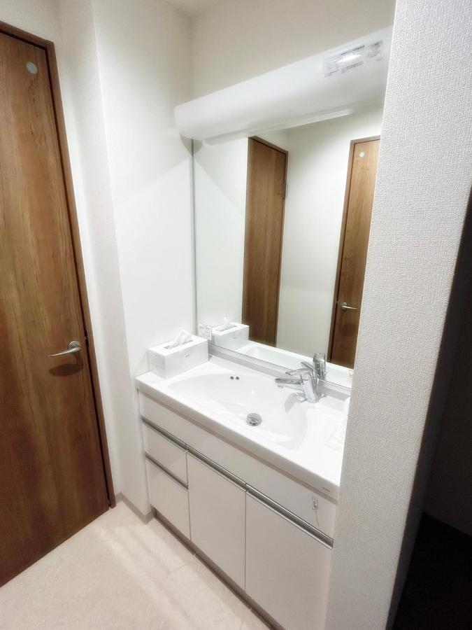 Apartment The Park View House Tennoji 110m2 Free Wifi 5mins From Station Private House 4room 4bath Osaka